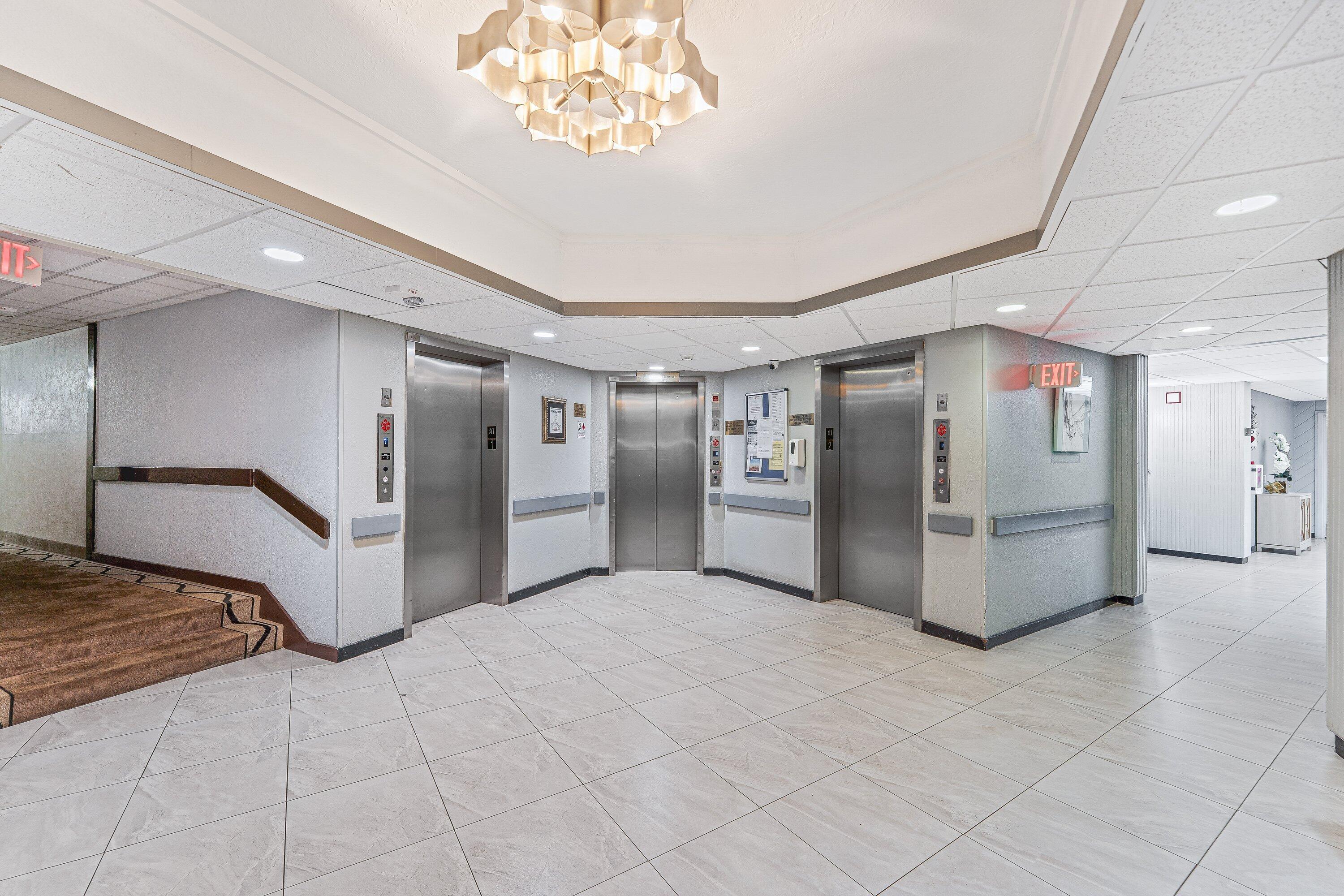 1400 Saint Charles Place # 616 — Photo 3