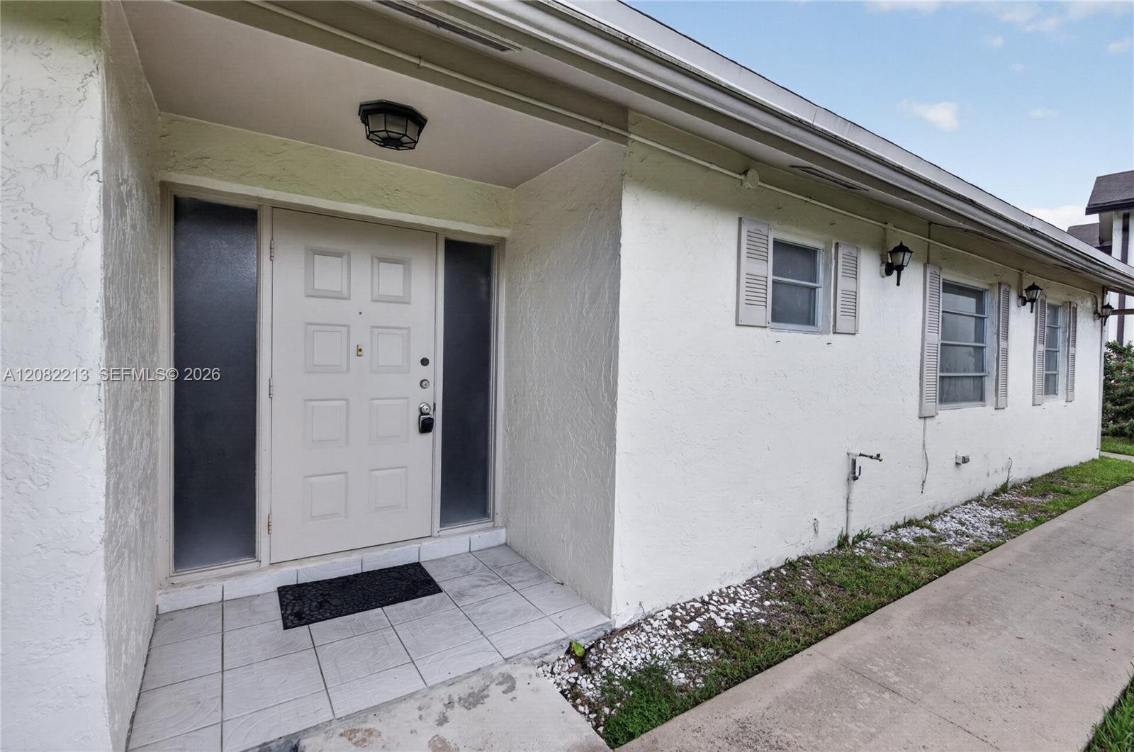 2230 Nova Village Dr — Photo 2