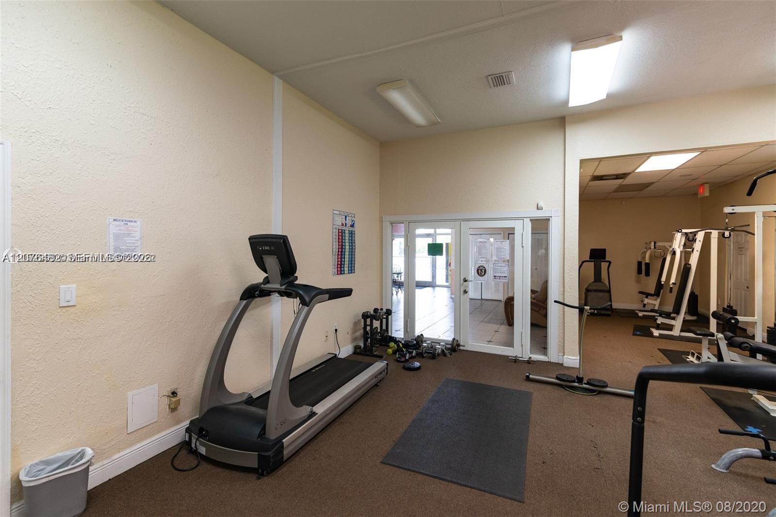 7010 NW 186th St # 506 — Photo 3