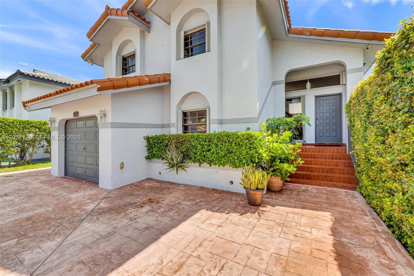 9911 SW 136th Ct — Photo 4