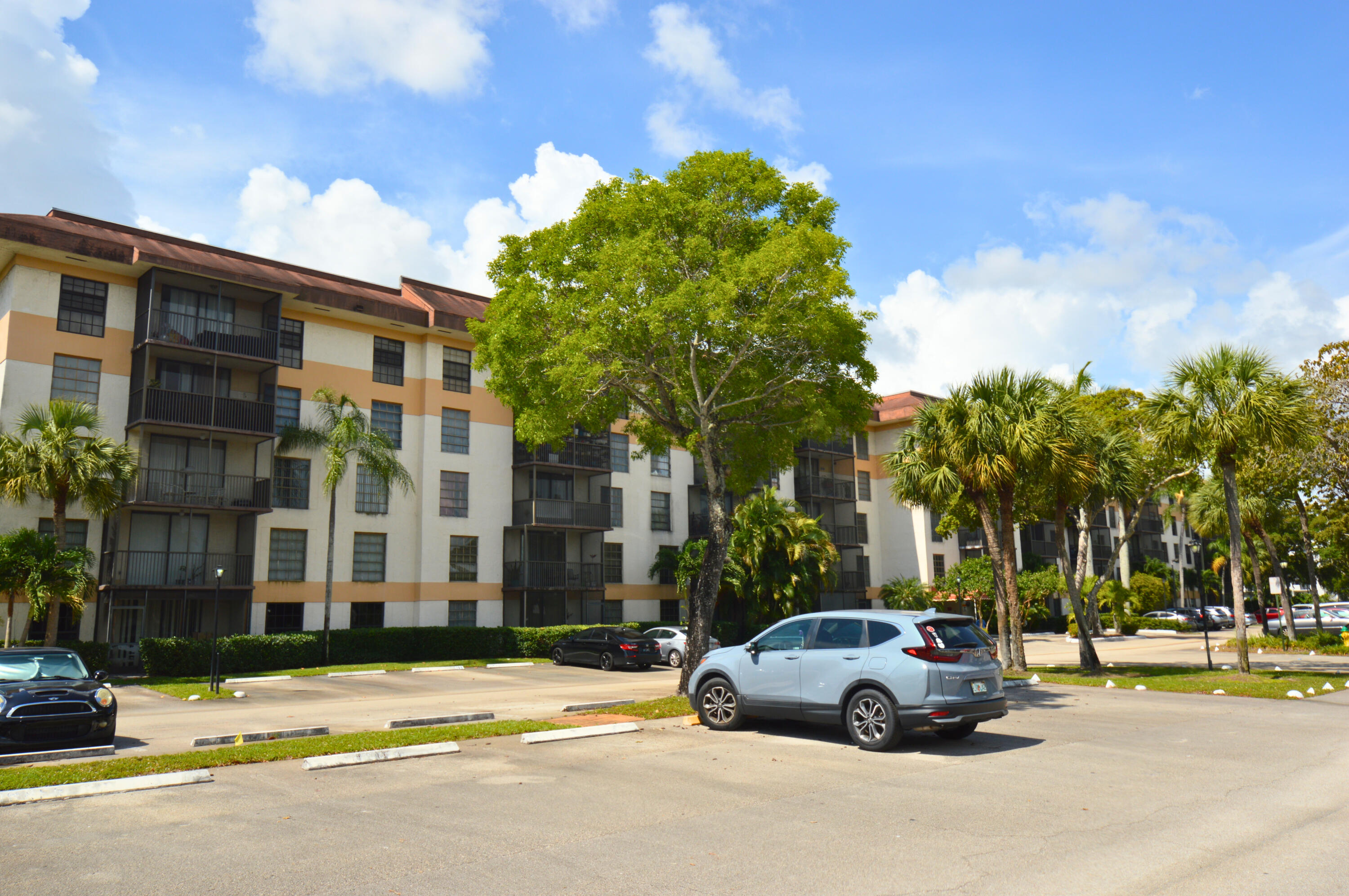 5570 NW 44th Street # 318a, Lauderhill FL 33319