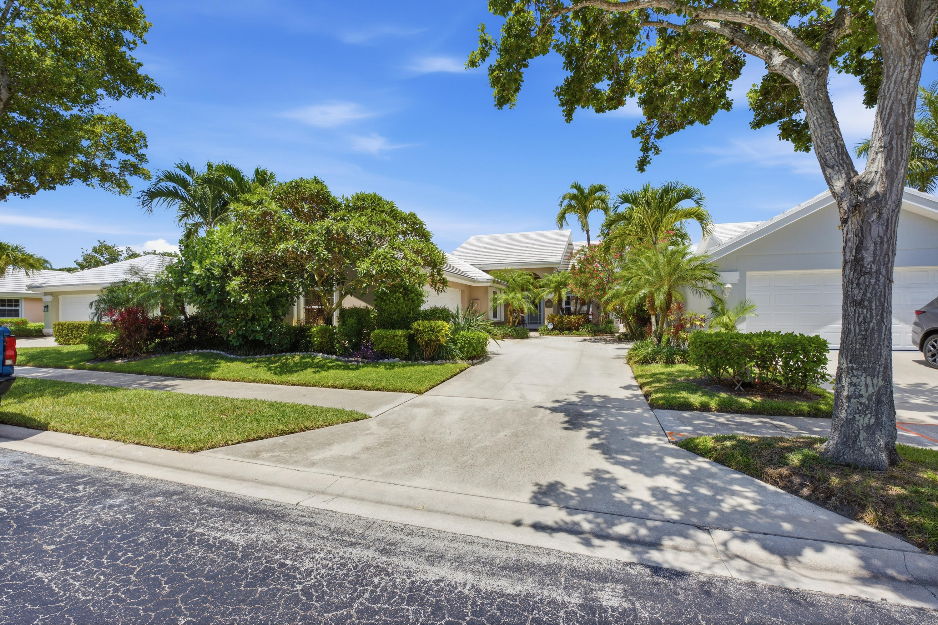 2319 Saratoga Bay Drive, West Palm Beach FL 33409