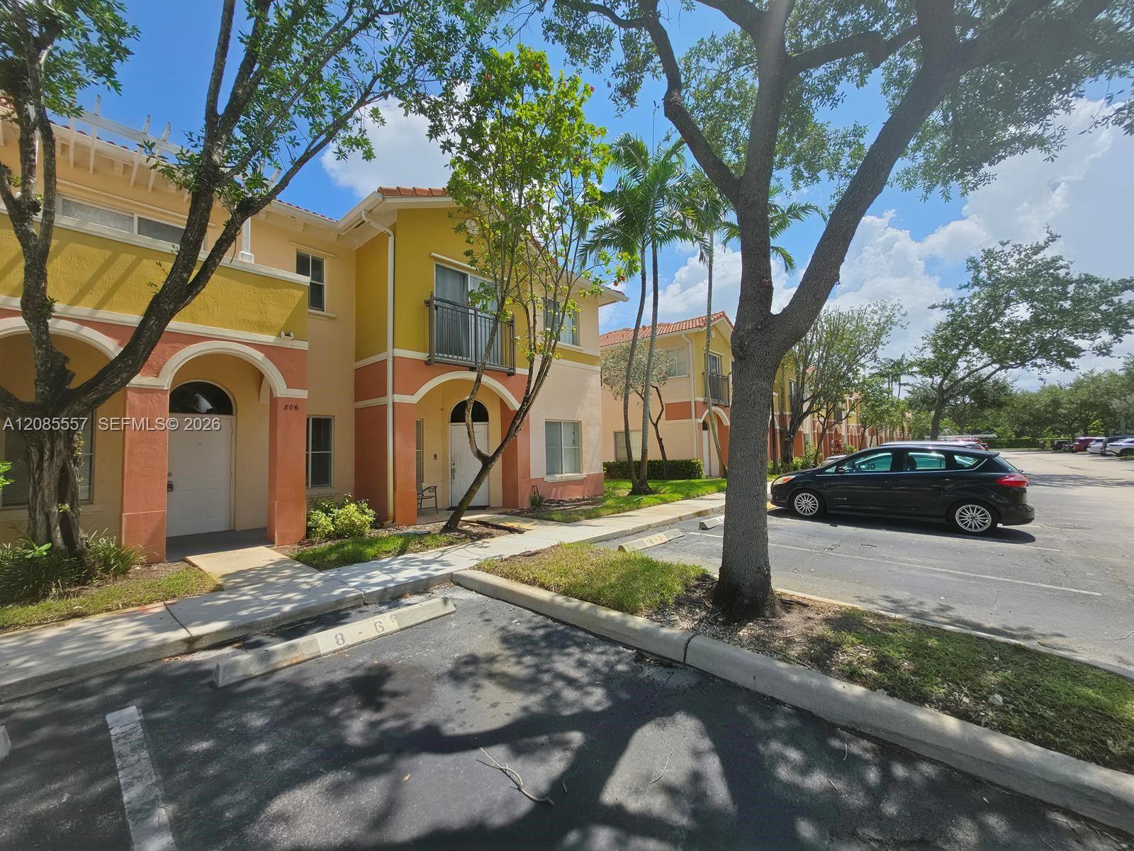 807 N Santa Catalina Cir — Photo 4