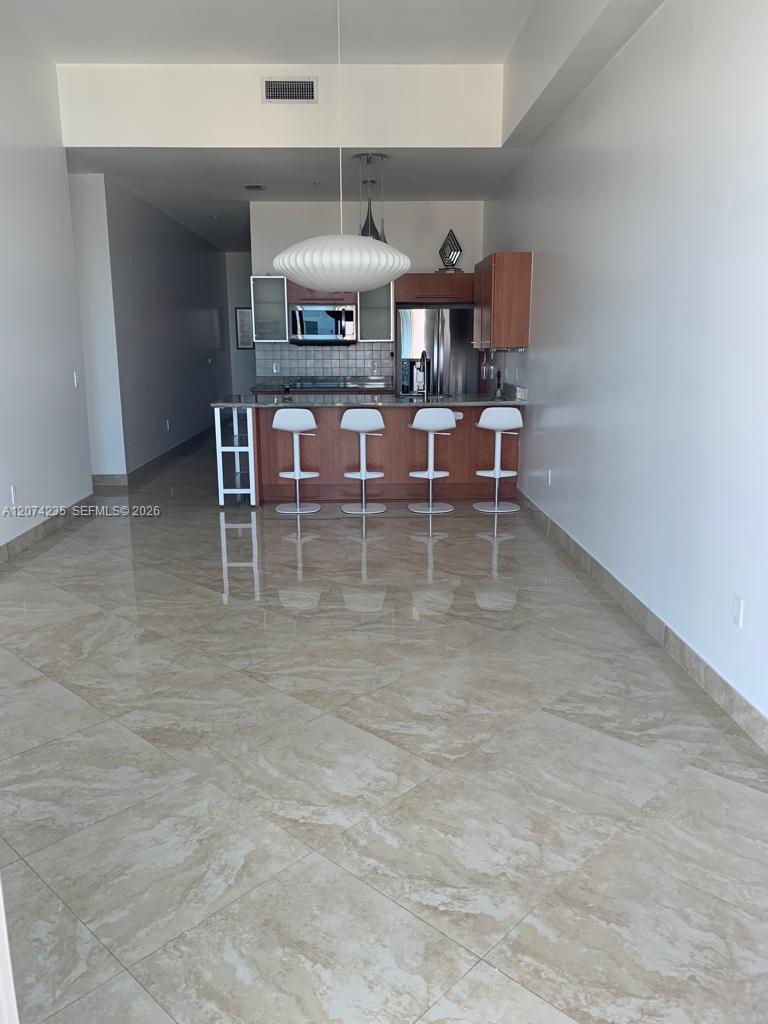 185 SW 7th St # 4303 — Photo 3