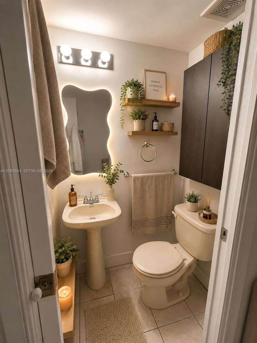120 SW 37th Ave # 501 — Photo 2