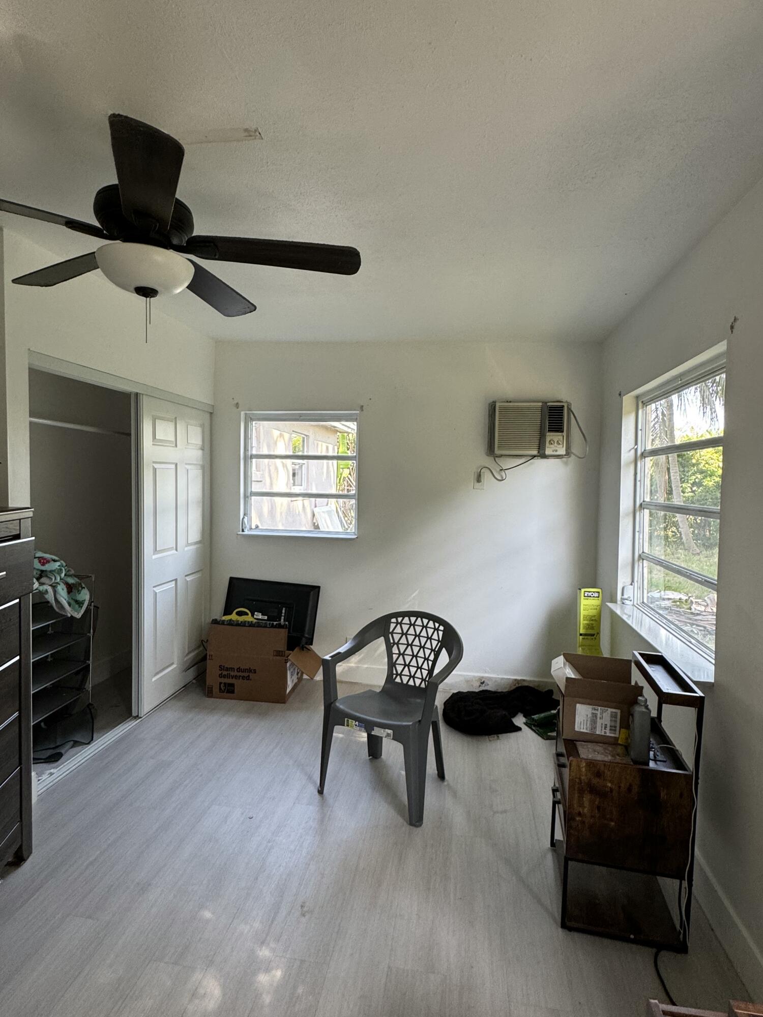 1624 BOARDMAN Avenue — Photo 4