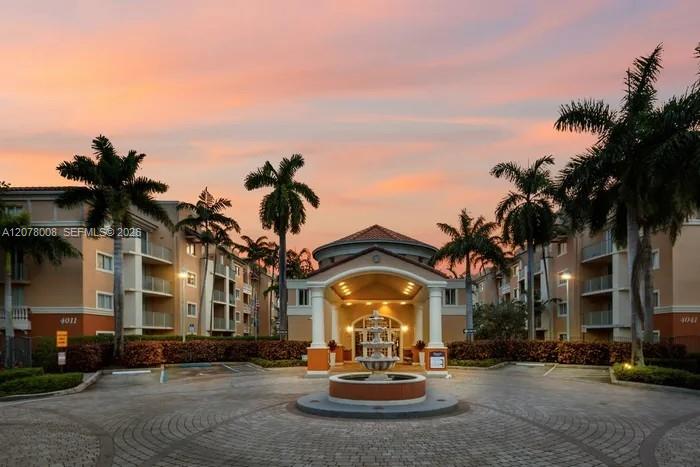 4021 N Pine Island Rd # 103, Sunrise FL 33351