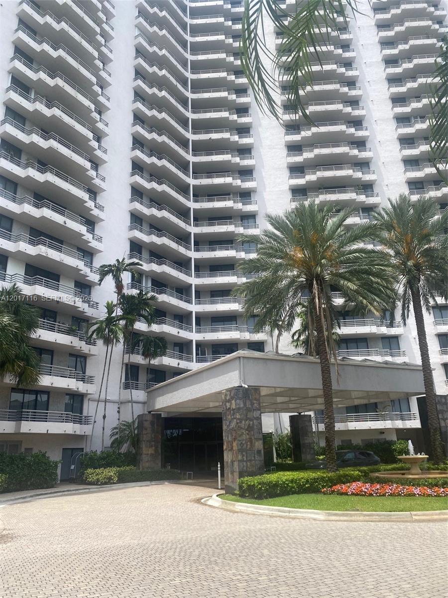3300 NE 191st St # 1906, Aventura FL 33180