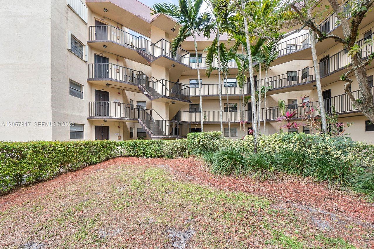 6655 W Broward Blvd # 200 — Photo 2