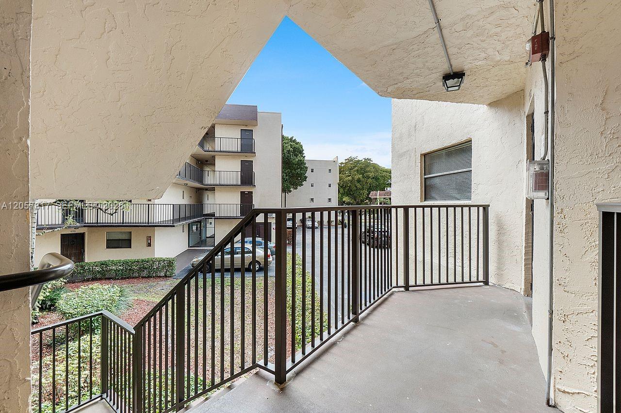 6655 W Broward Blvd # 200 — Photo 3