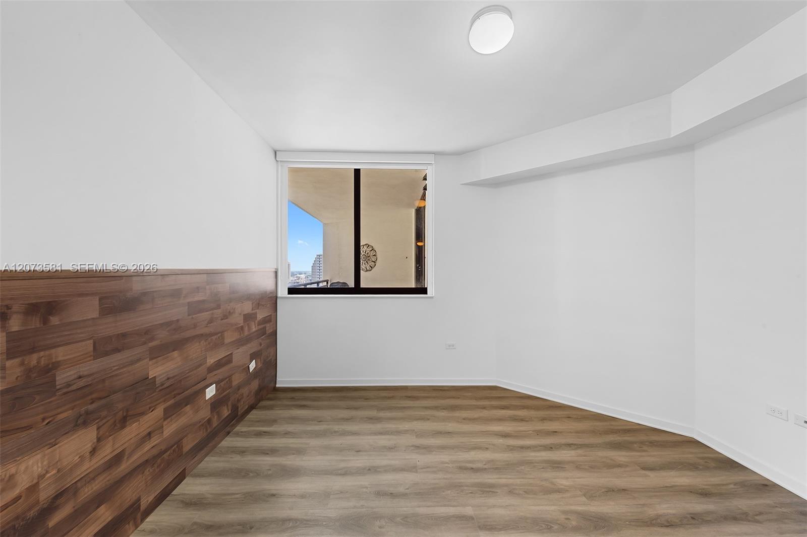 999 SW 1st Ave # 3001 — Photo 5