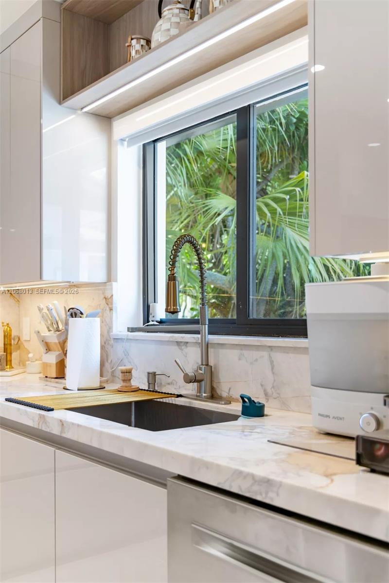 7340 SW 120th St View 3