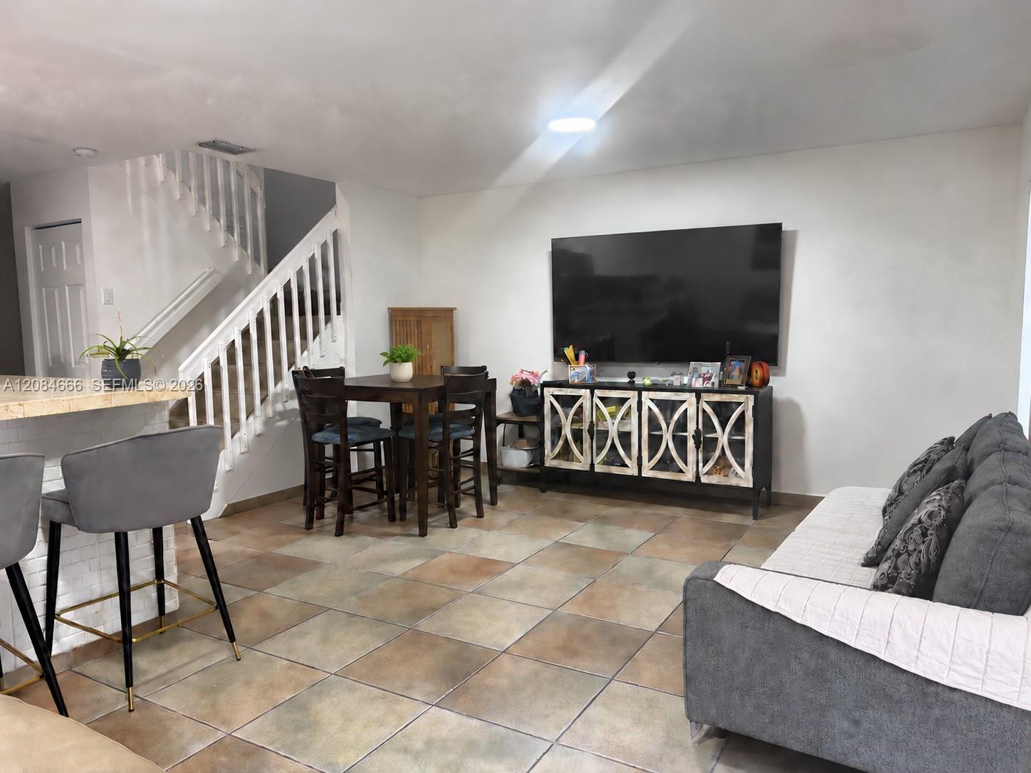 13917 SW 175th Ter, Miami FL 33177