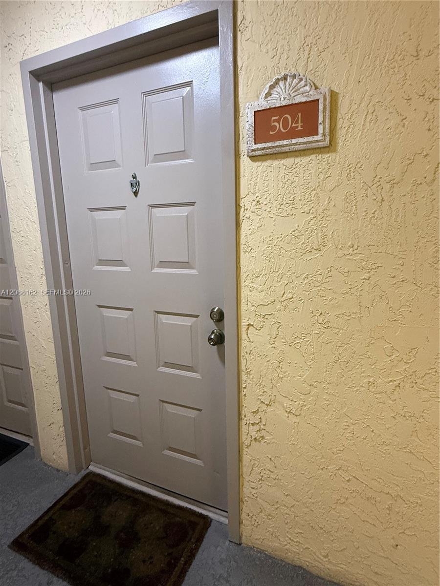8363 Lake Dr # 504 — Photo 3