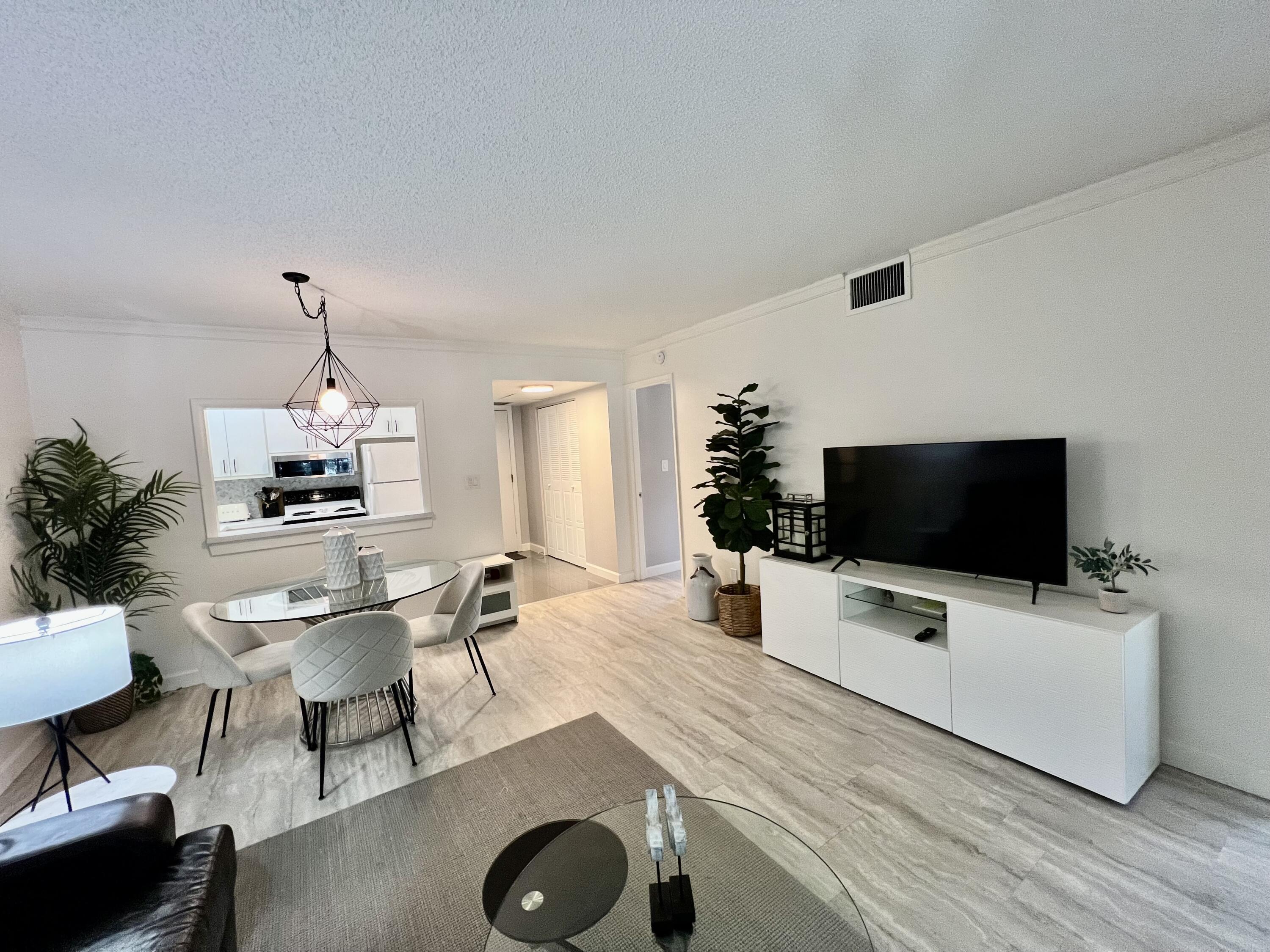 5640 SW 3RD Place # 217, Margate FL 33068