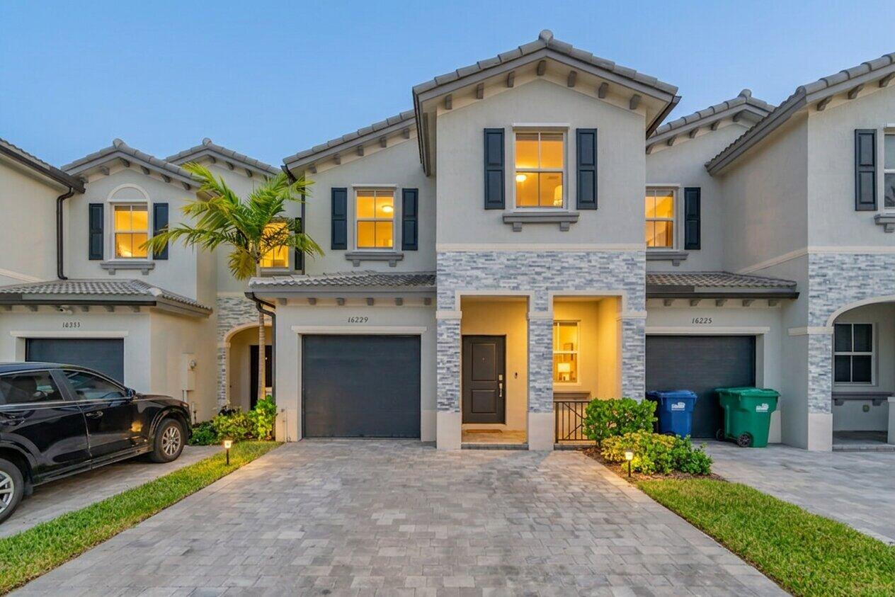16229 SW 288th Terrace, Homestead FL 33033
