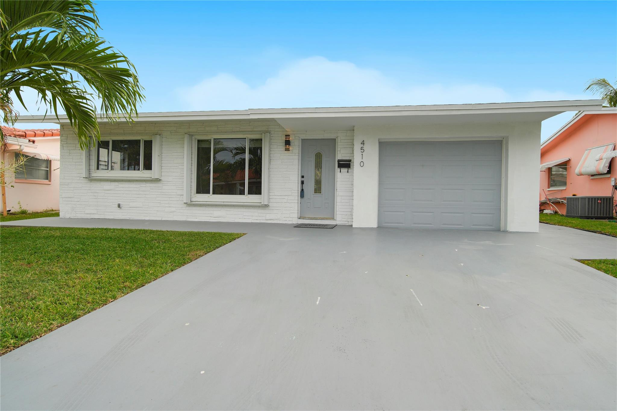 4510 NW 49th Drive, Tamarac FL 33319