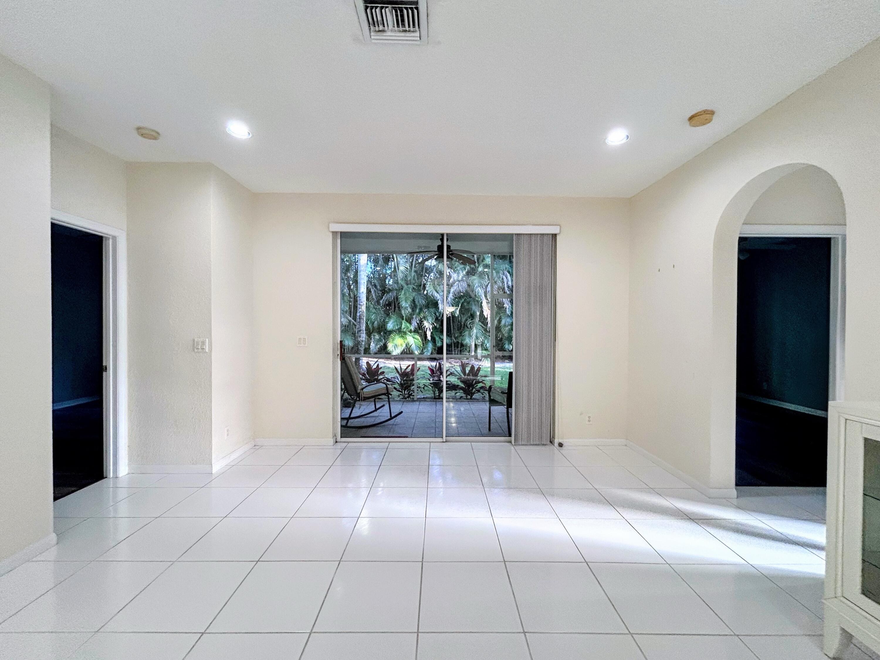 7910 Laina Lane # 2, Boynton Beach FL 33437