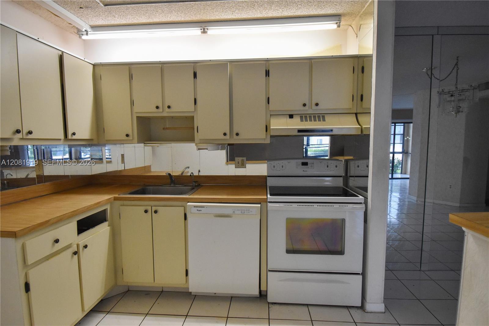 10761 W Clairmont Cir # 108 — Photo 3