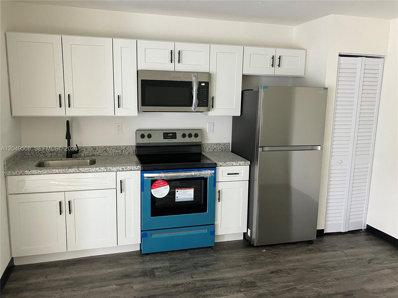 467 NW 8th St # 4, Miami FL 33136