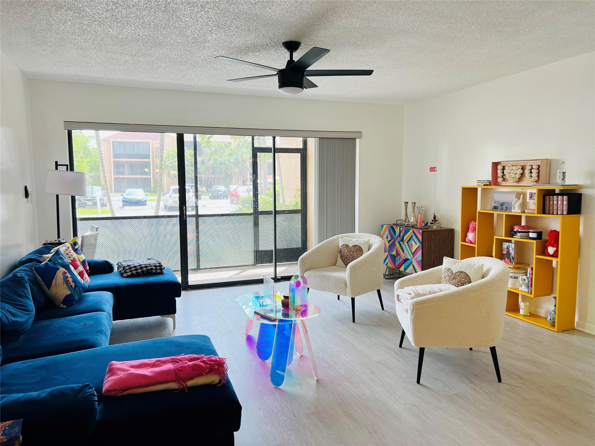 4040 N Hills Drive # 7, Hollywood FL 33021