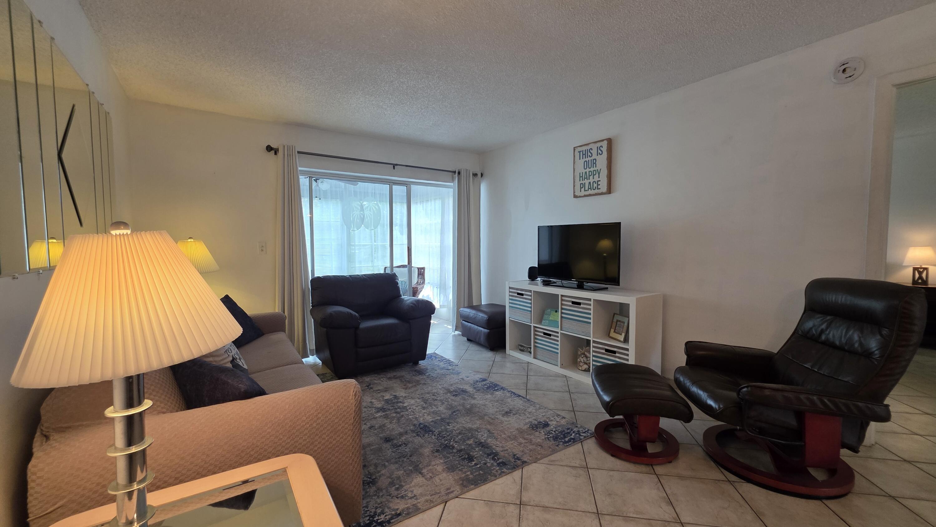 2900 NW 46th Avenue # 213, Lauderdale Lakes FL 33313
