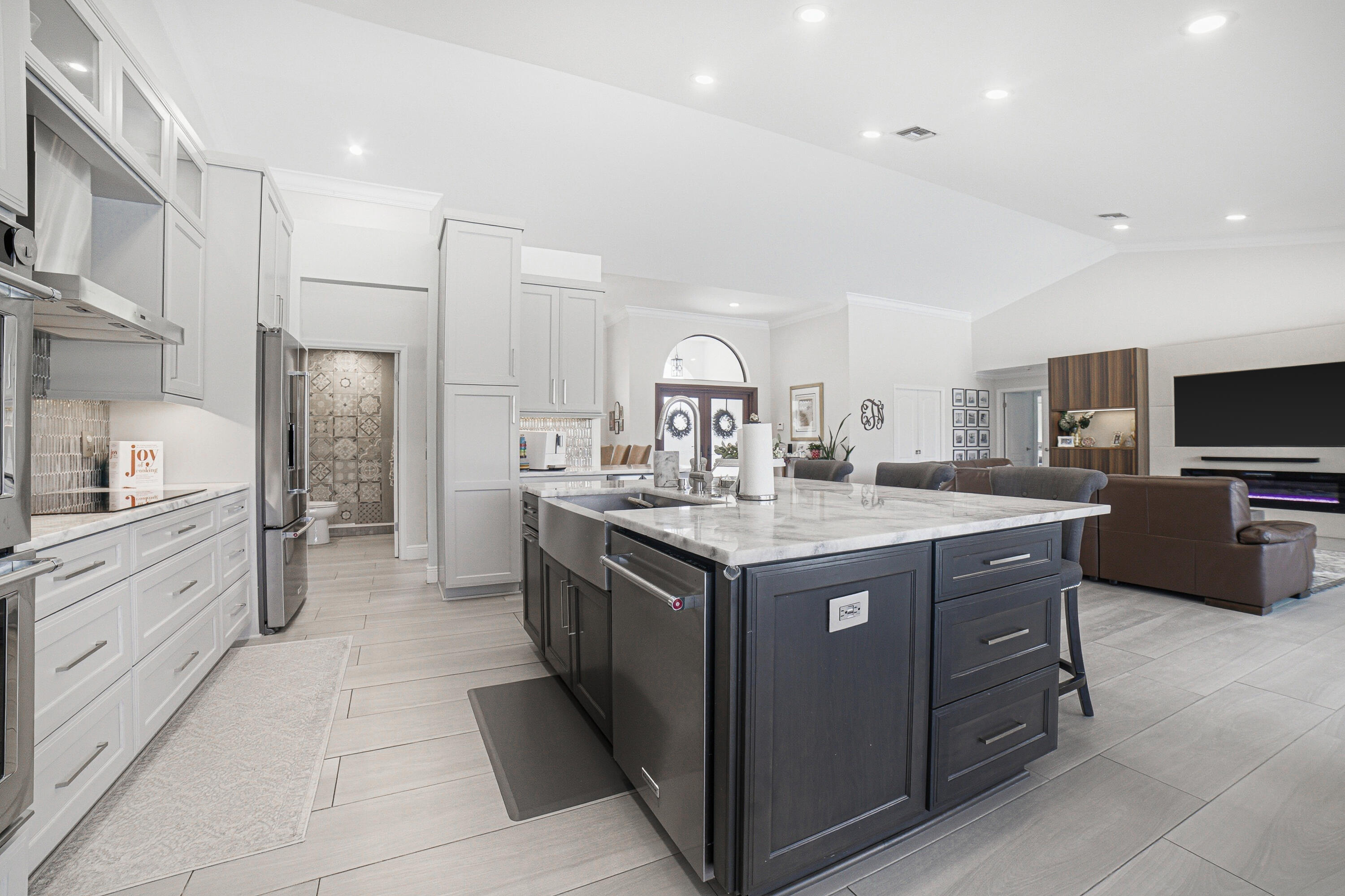 11170 Boca Woods Lane — Photo 3