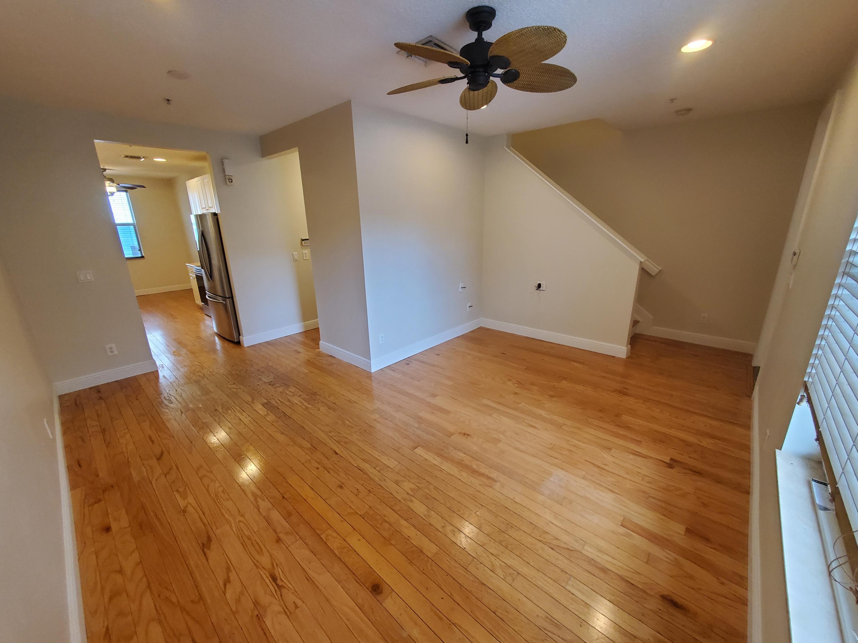 4329 PARKSIDE Drive — Photo 2