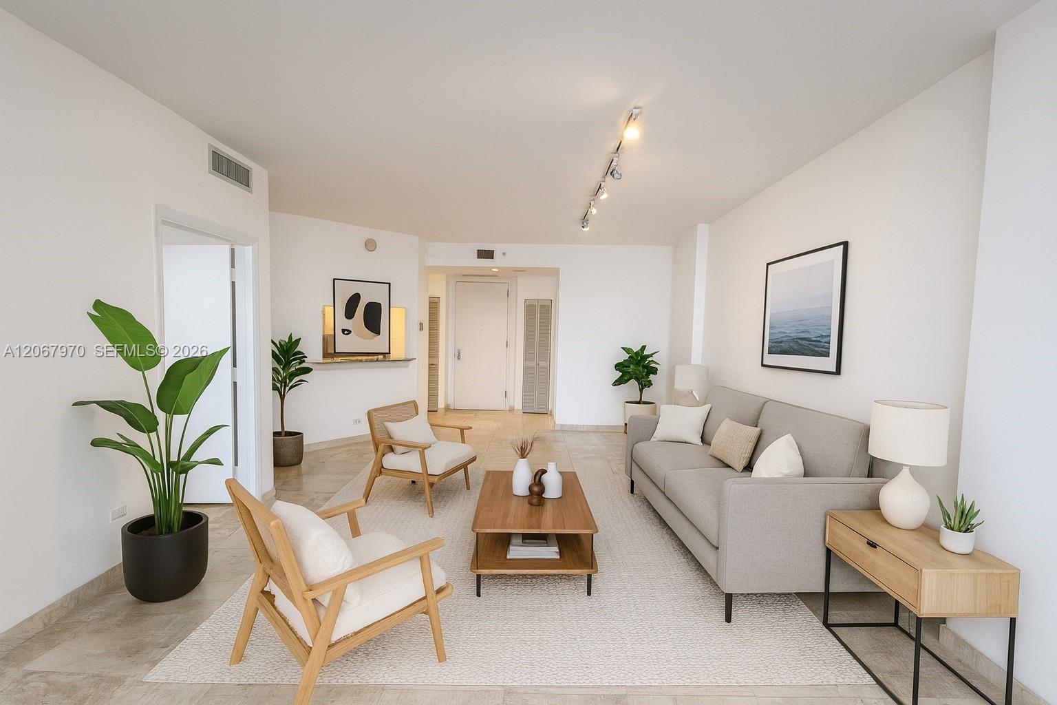 888 Brickell Key Dr # 806 — Photo 4