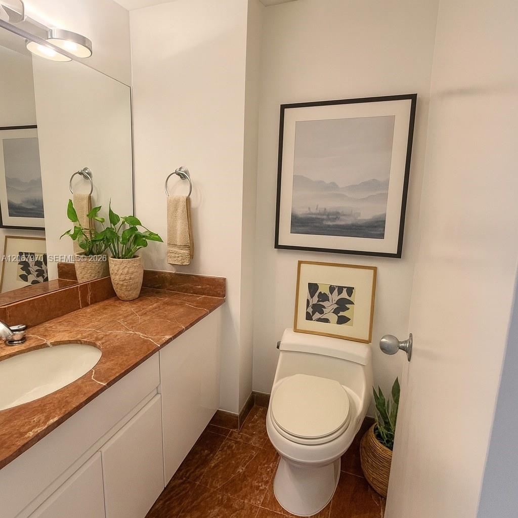 888 Brickell Key Dr # 806 — Photo 5