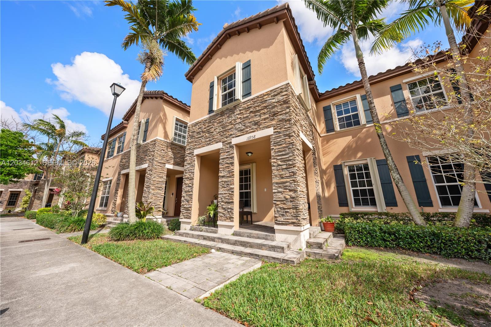 16958 SW 92nd St # 16958, Miami FL 33196