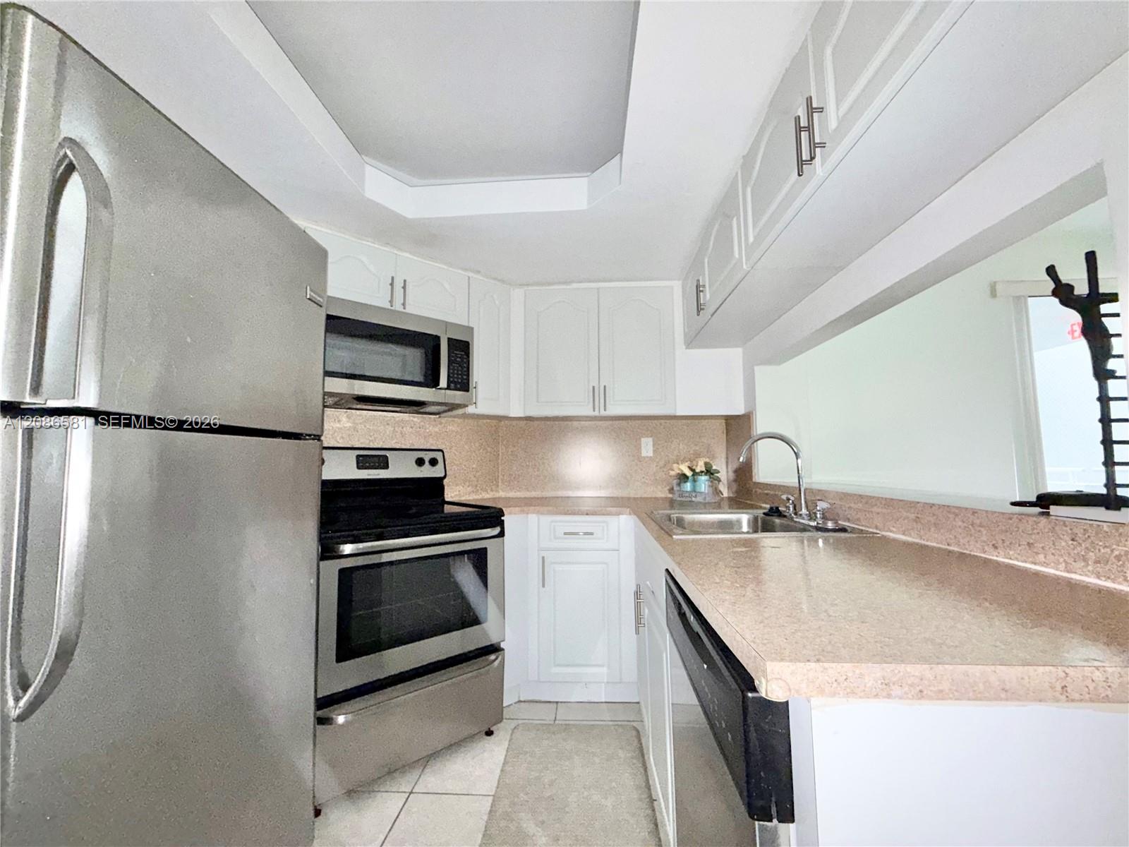 8205 SW 152nd Ave # 310 — Photo 4