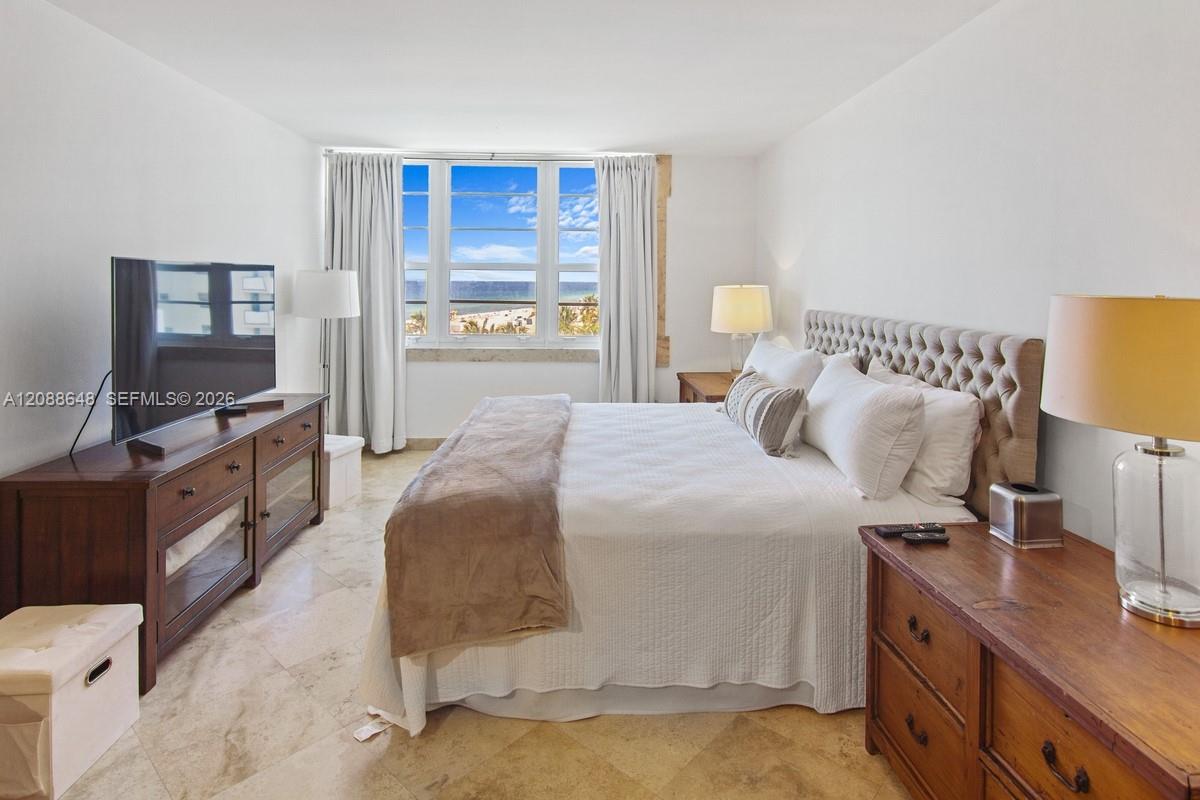 100 LINCOLN RD # 748, Miami Beach FL 33139
