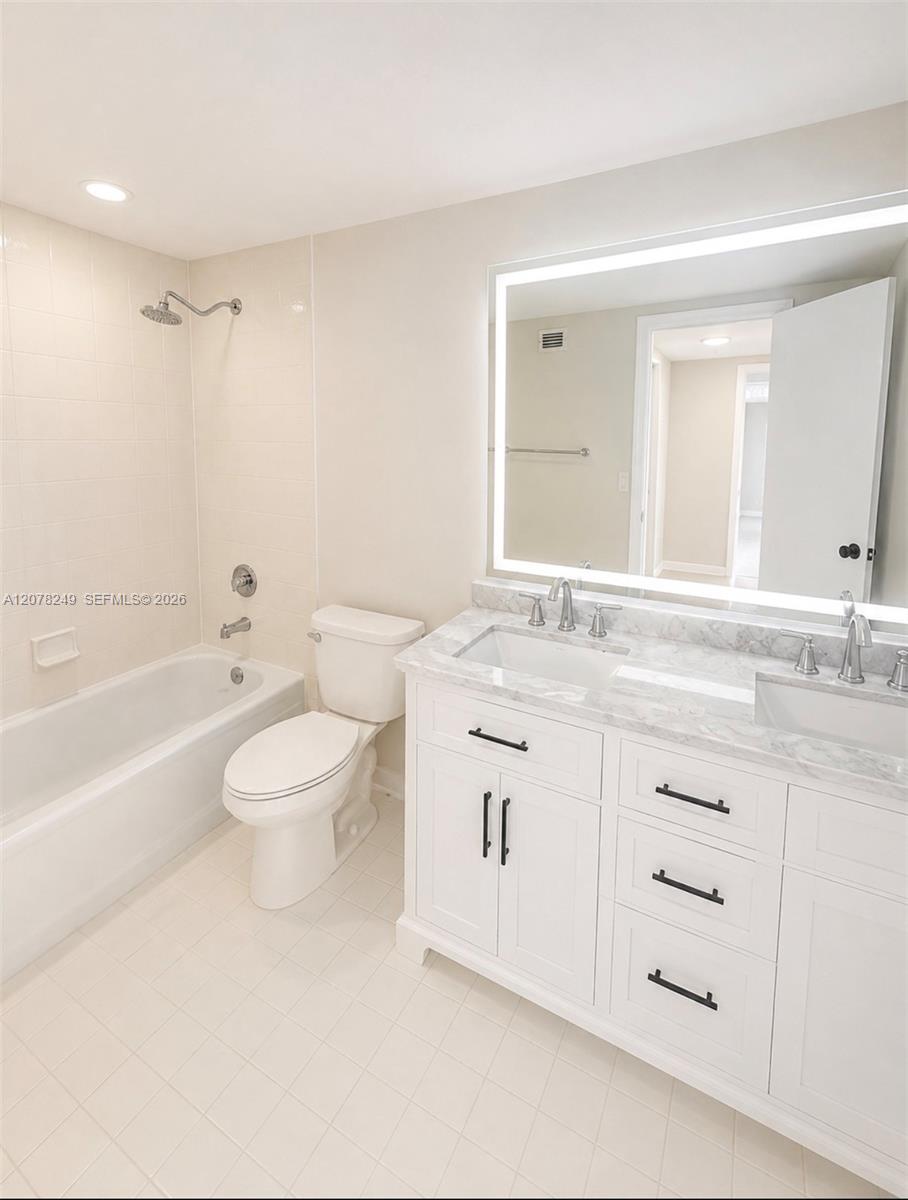 600 Three Islands Blvd # 1707 — Photo 3