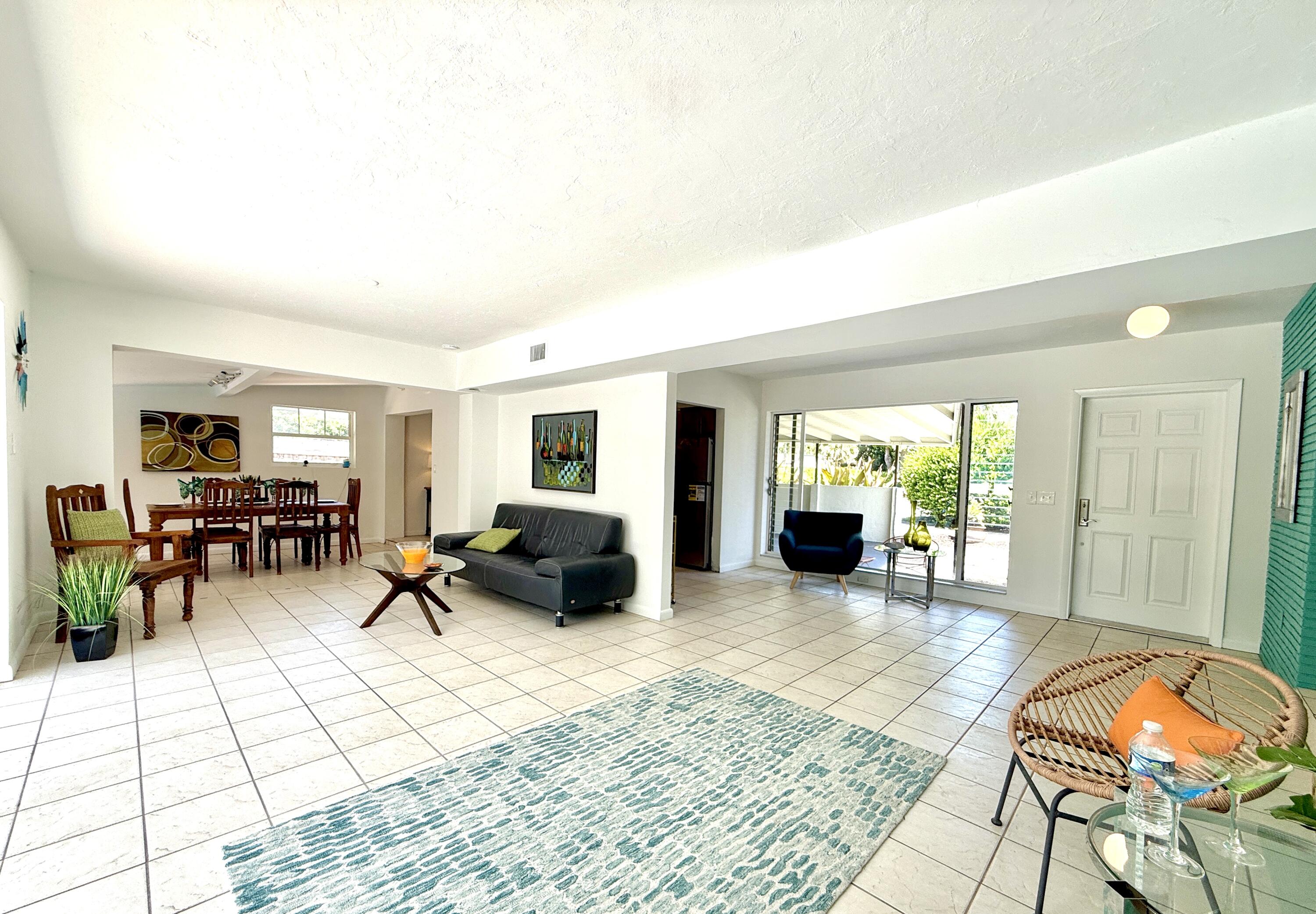 1532 NE 27TH Drive — Photo 5