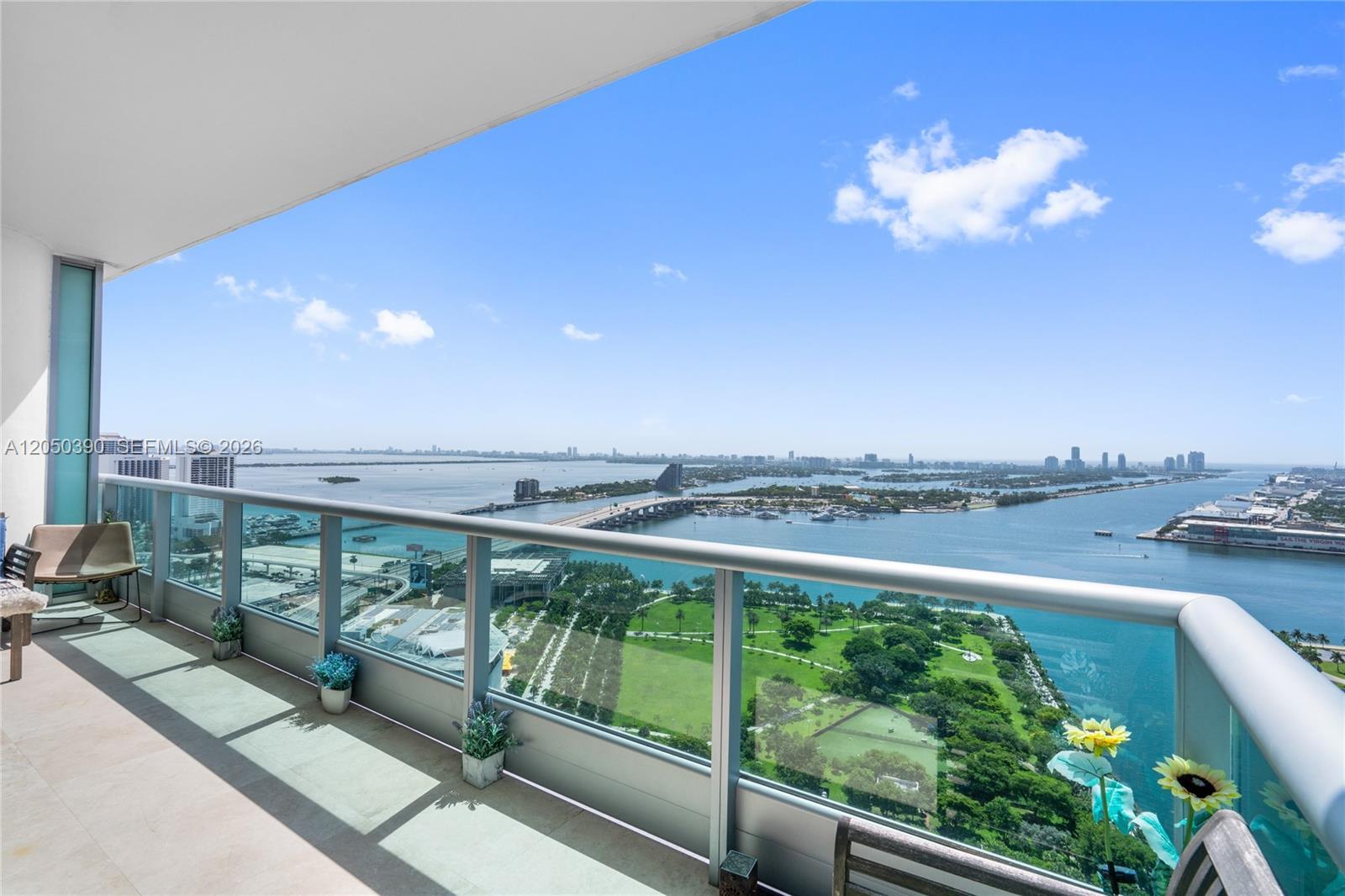 900 Biscayne Blvd # 3704, Miami FL 33132