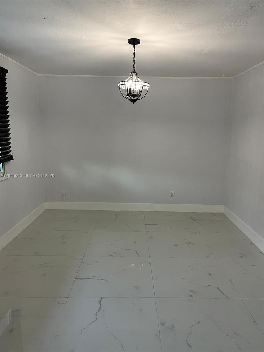 1101 NE 23rd Pl — Photo 5