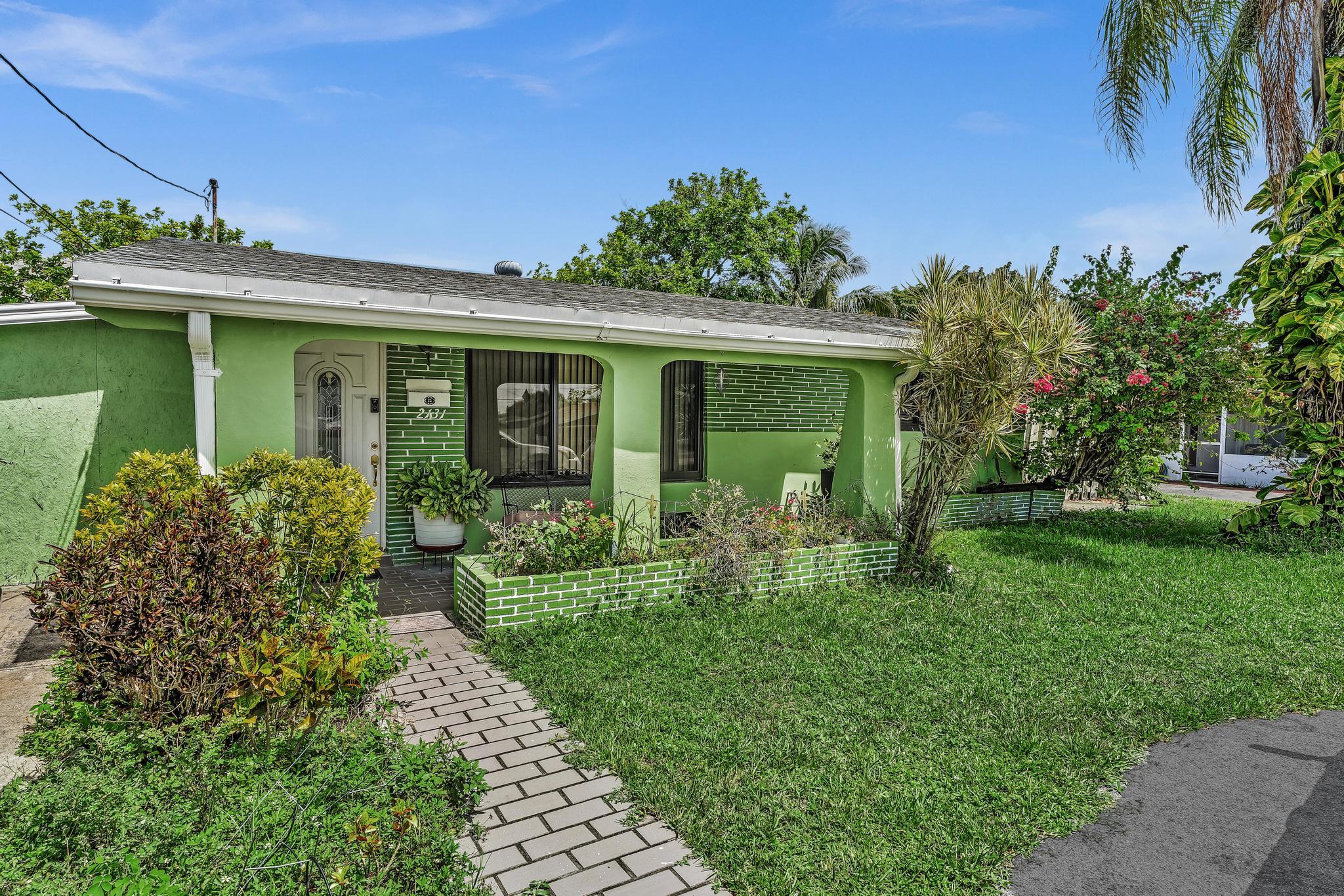 2131 Acapulco Drive, Miramar FL 33023