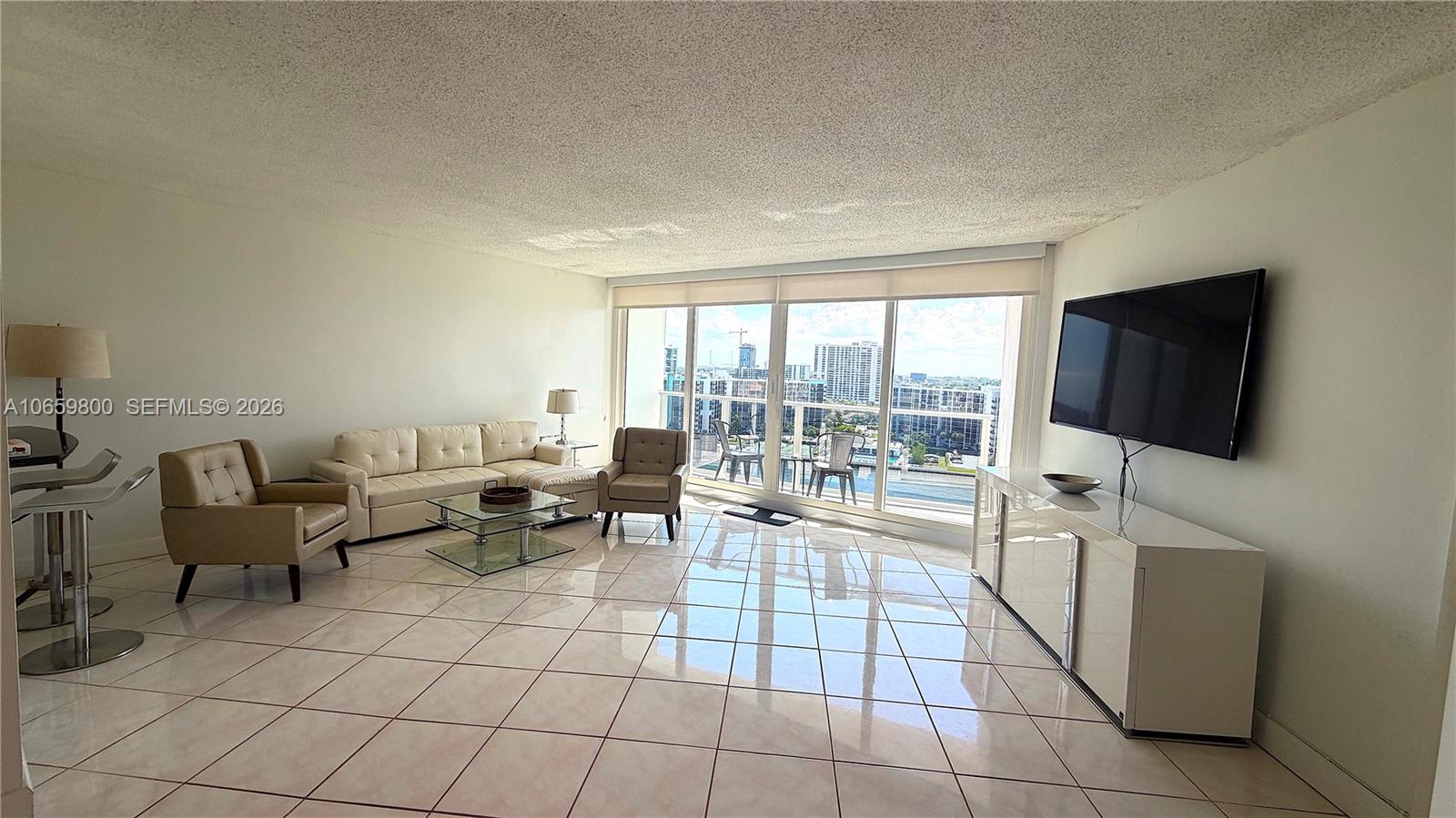 3505 S Ocean Dr # 1403 — Photo 4