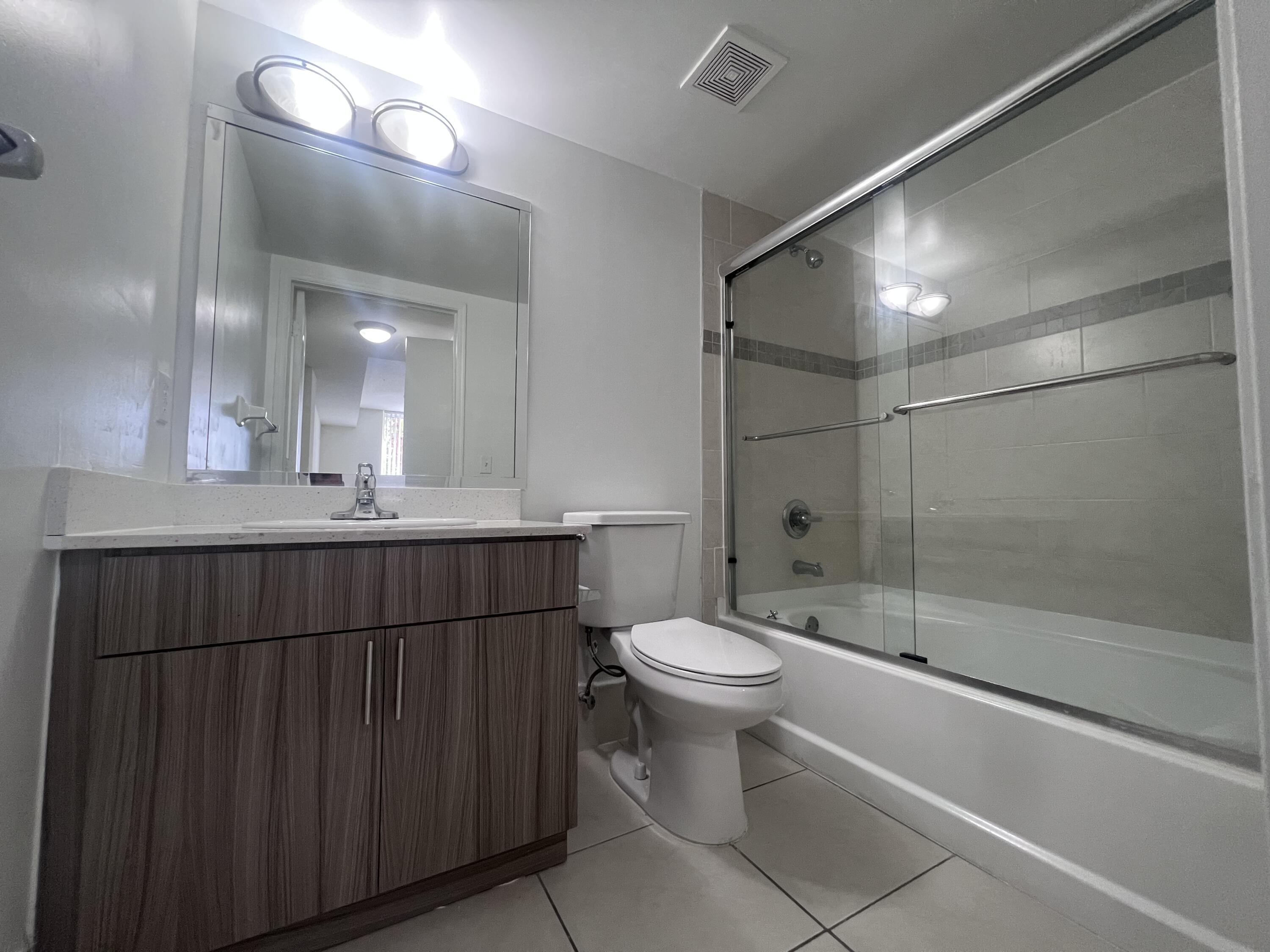 16900 N Bay Road # 2303 — Photo 5