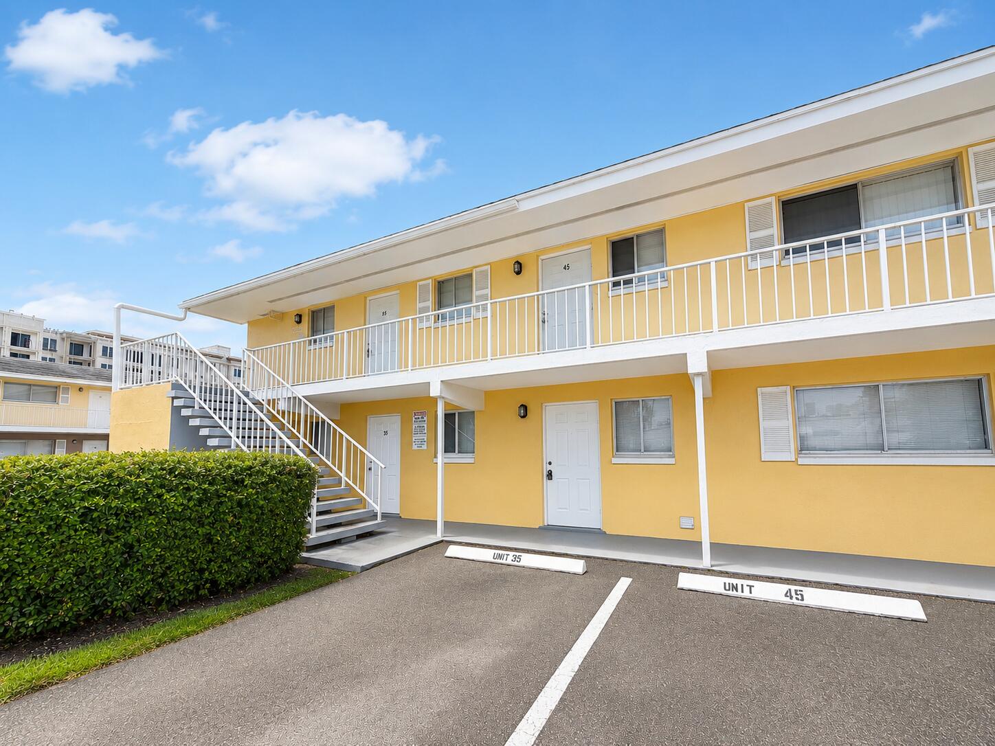 200 Croton Avenue # 111, Lantana FL 33462