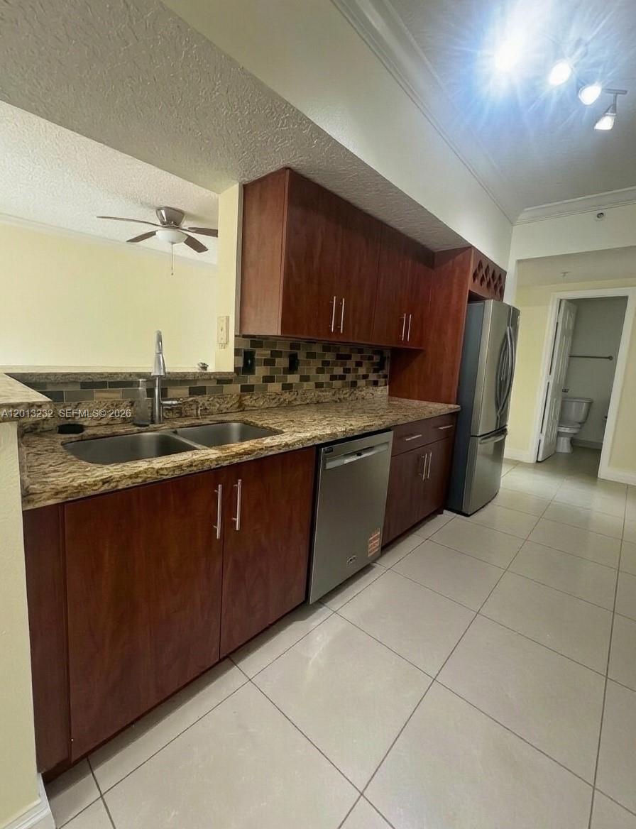 220 SW 116th Ave # 15207 — Photo 4