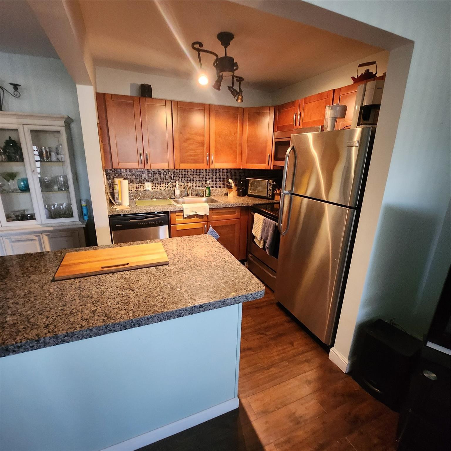 198 Durham D — Photo 2