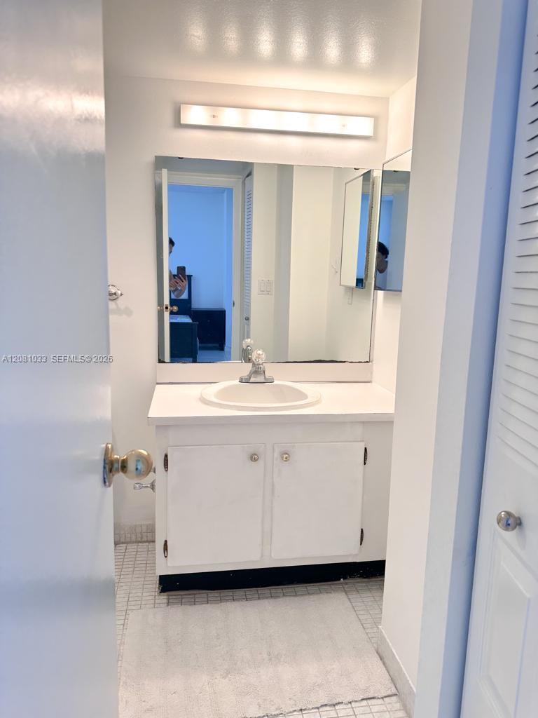 20335 W Country Club Dr # 2302 — Photo 5