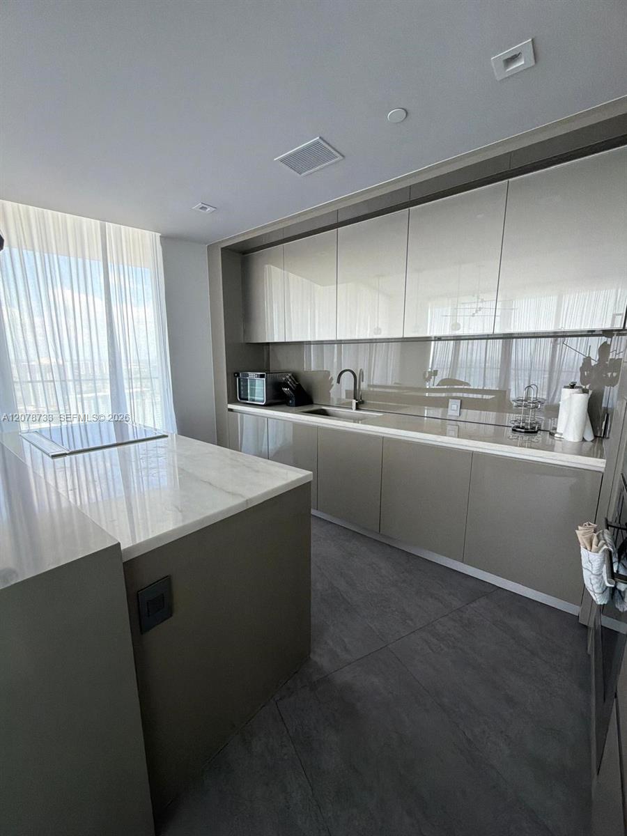 18975 Collins Ave # 2905 — Photo 4