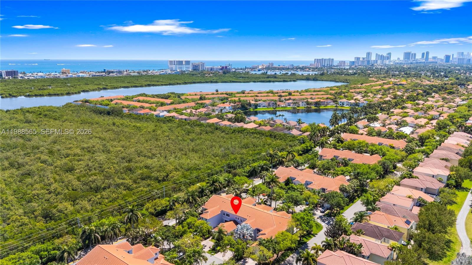1120 Canella Ln, Hollywood FL 33019