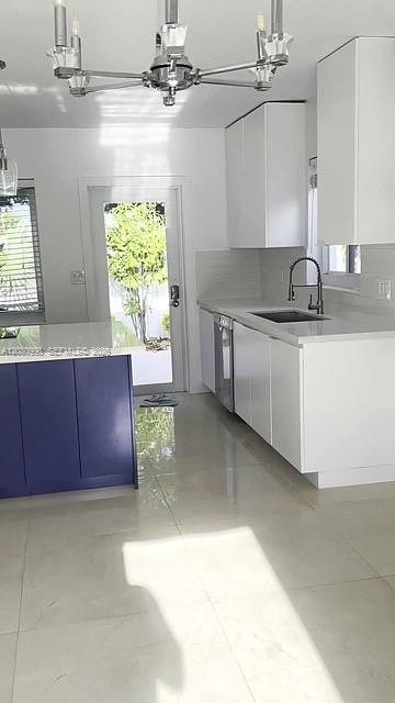 638 SW 5th Ave # B — Photo 2