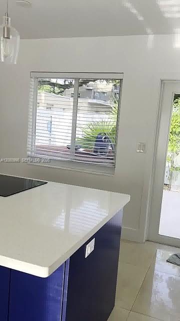 638 SW 5th Ave # B — Photo 3