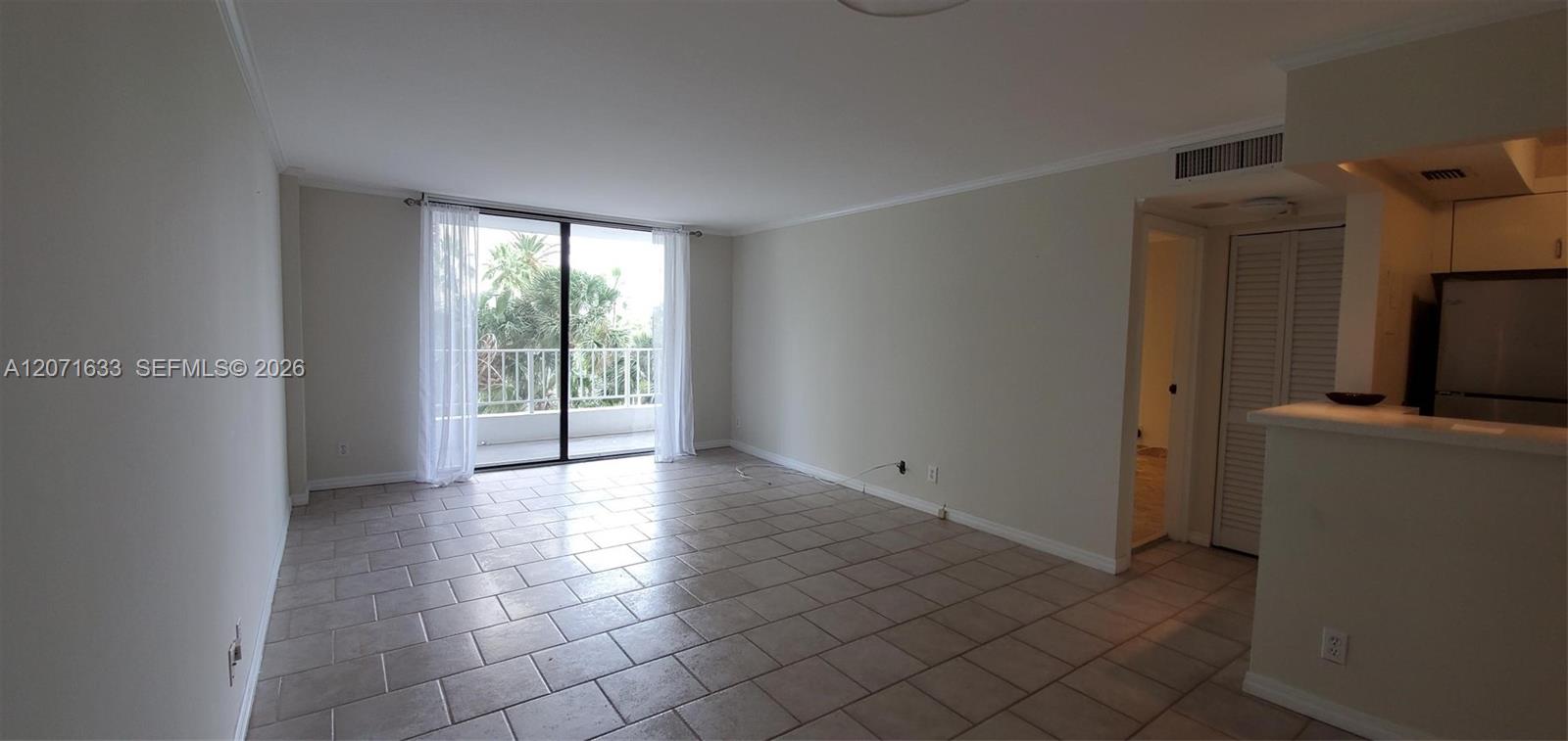 200 SE 15th Rd # 5H View 2
