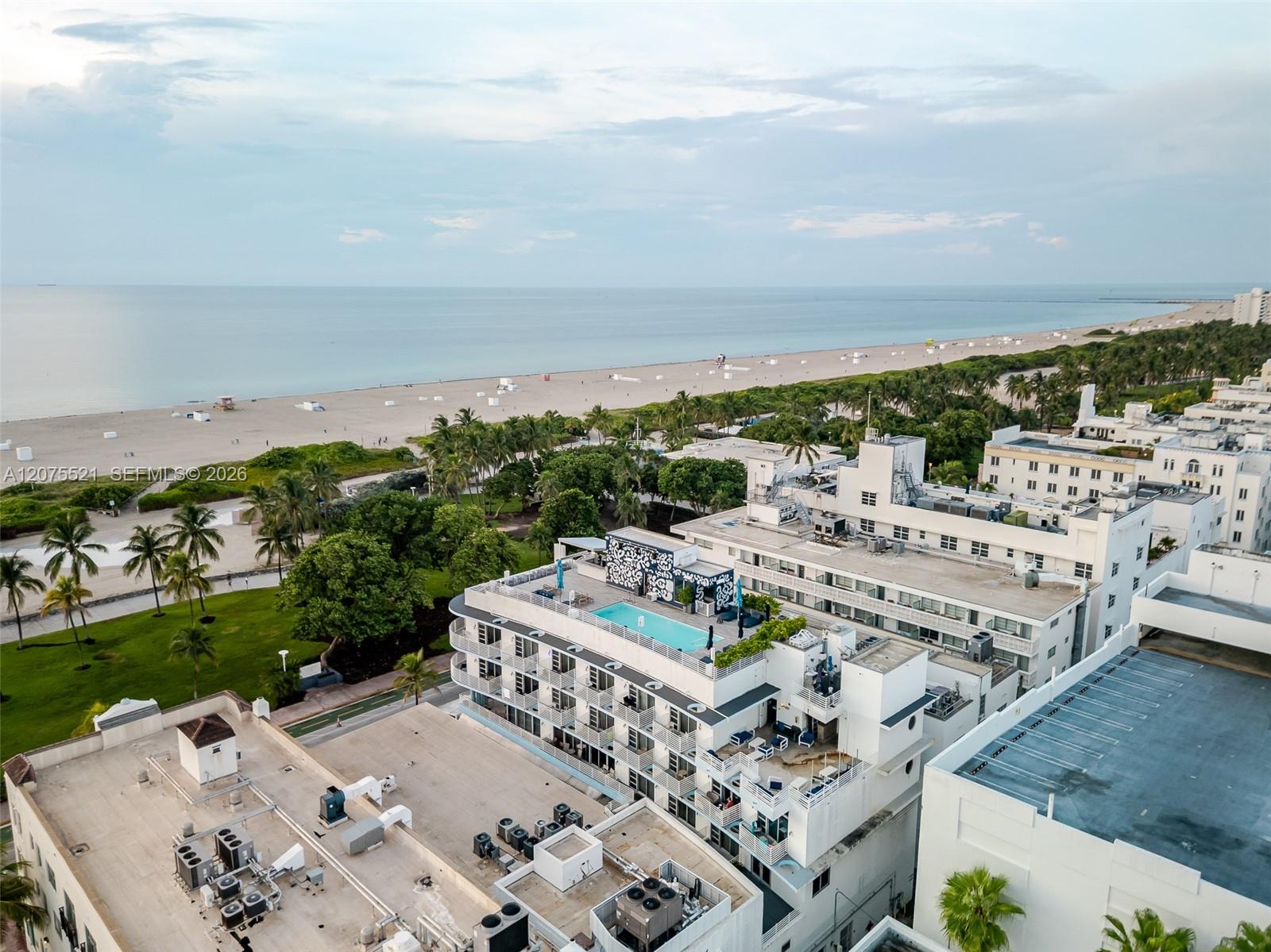 1060 Ocean Dr # D204, Miami Beach FL 33139